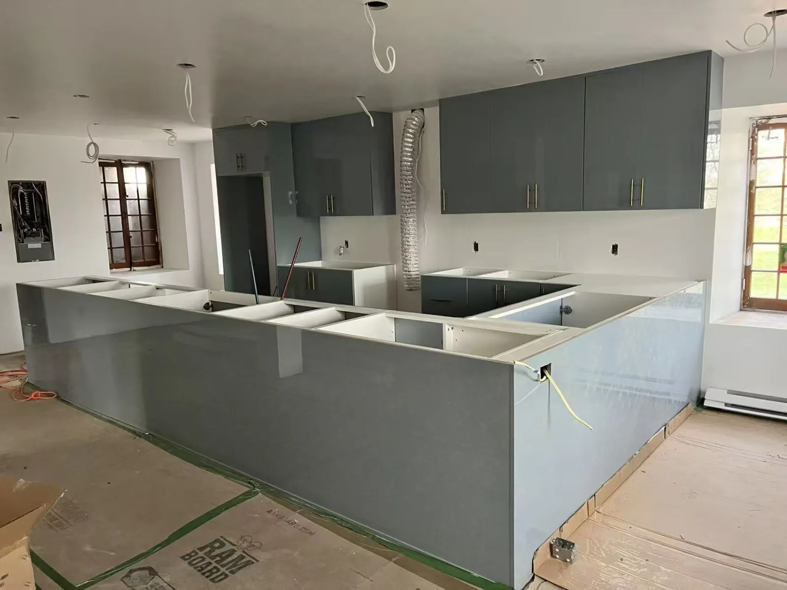 Coulisses : Construction à Concept Ouvert — 1