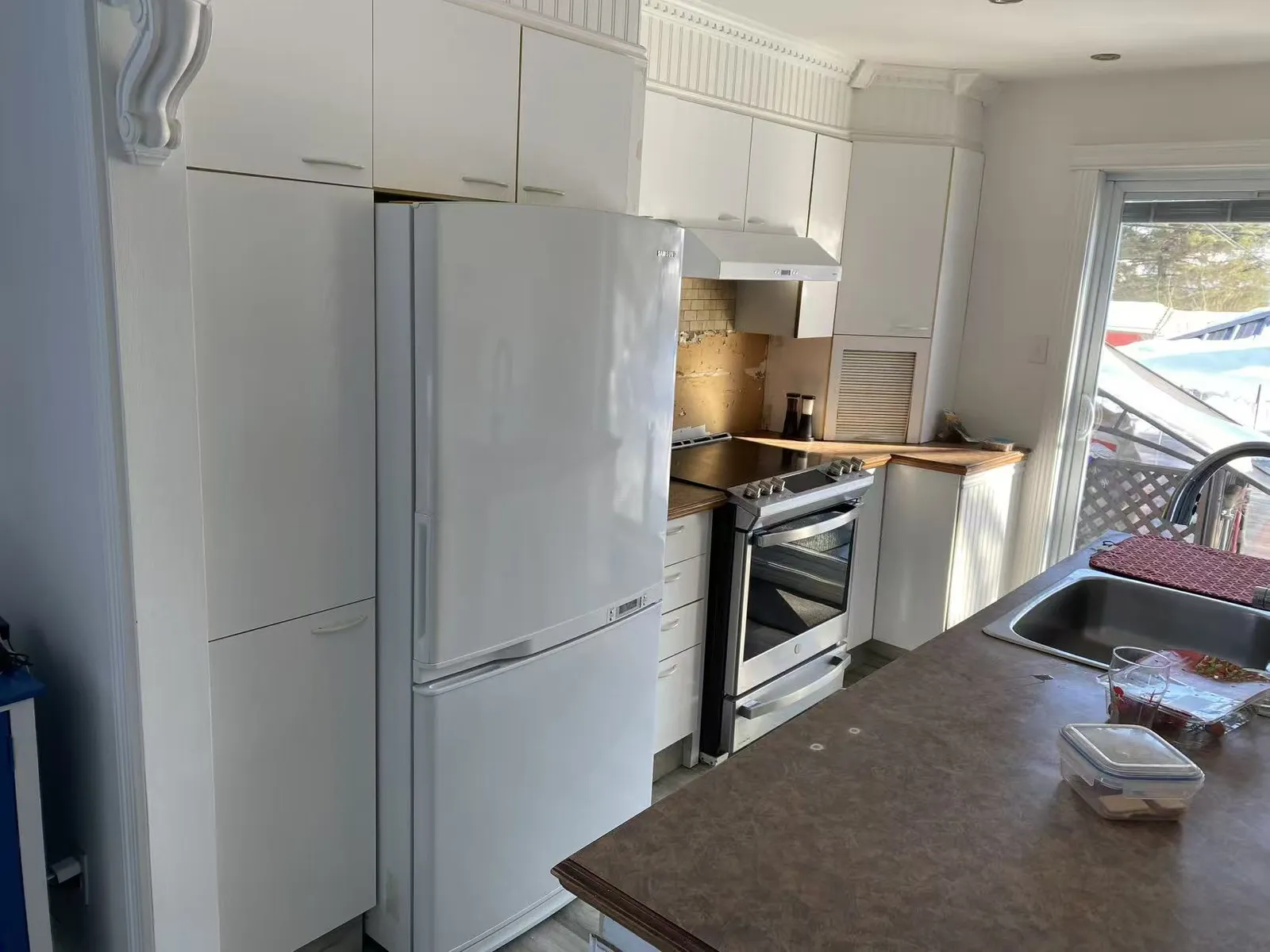 Tired Galley to High-Gloss White — Before